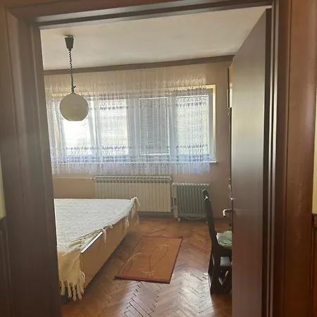 Kuca Nova Varos Feriehus *